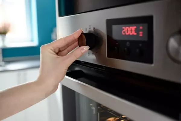 how to turn on a whirlpool oven