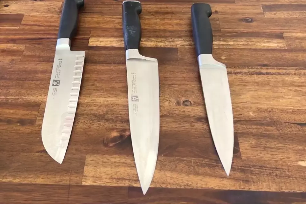 How To Carry A Knife In The Kitchen