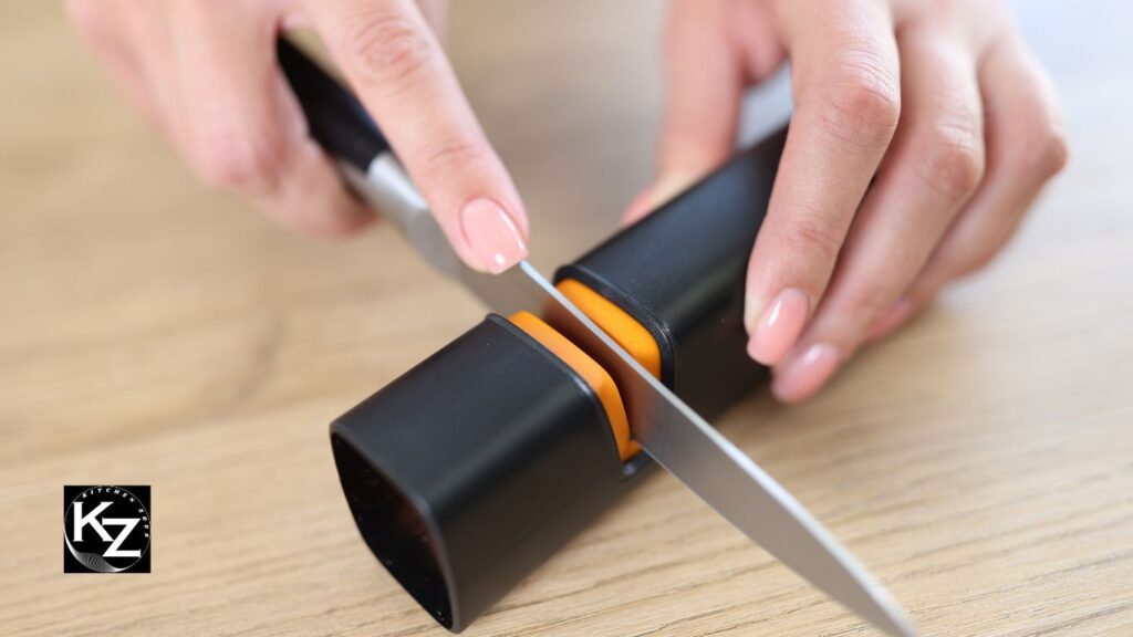 how to sharpen a knife with a sharpener